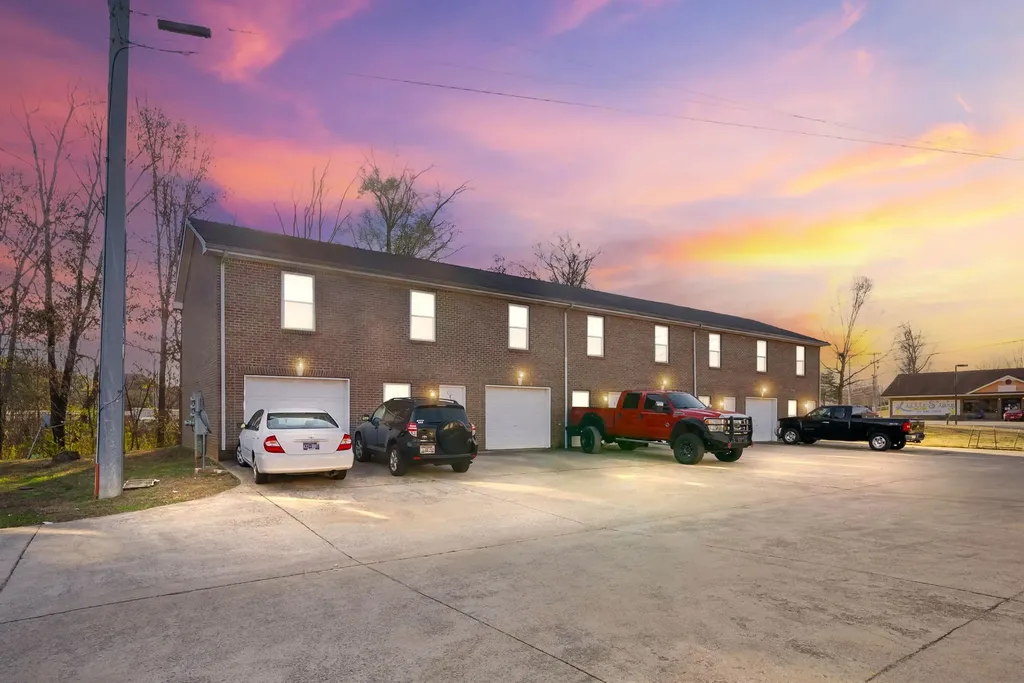 535 Lafayette Road #F Clarksville TN 37042