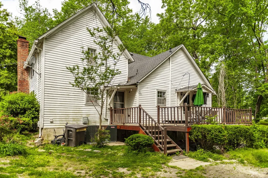 3240 Knob Creek Road Columbia TN 38401
