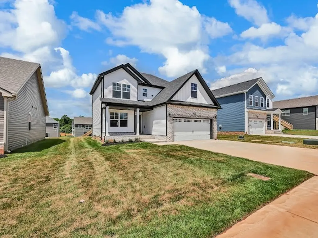 356 Cardinal Creek Clarksville TN 37040