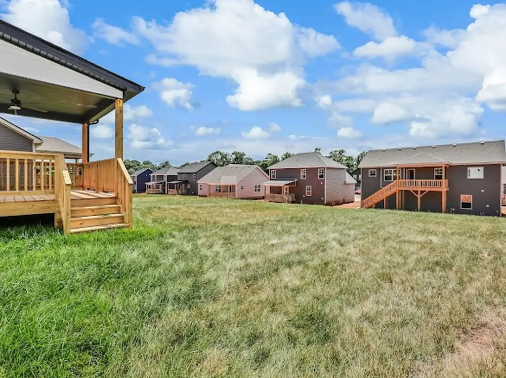 356 Cardinal Creek Clarksville TN 37040