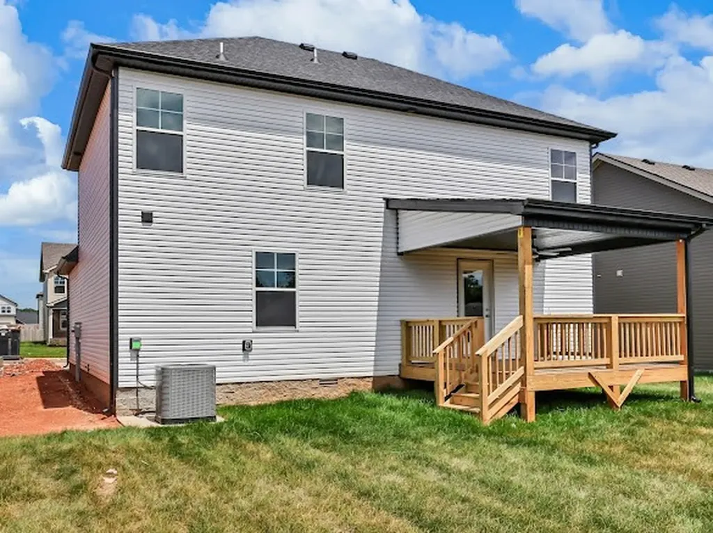356 Cardinal Creek Clarksville TN 37040