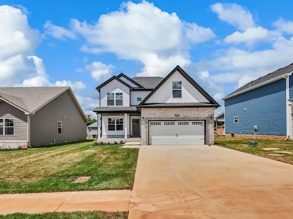356 Cardinal Creek Clarksville TN 37040