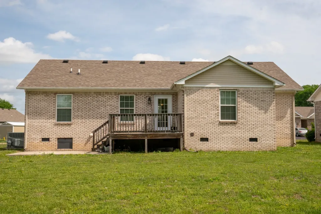 2008 Eisley Lane Columbia TN 38401
