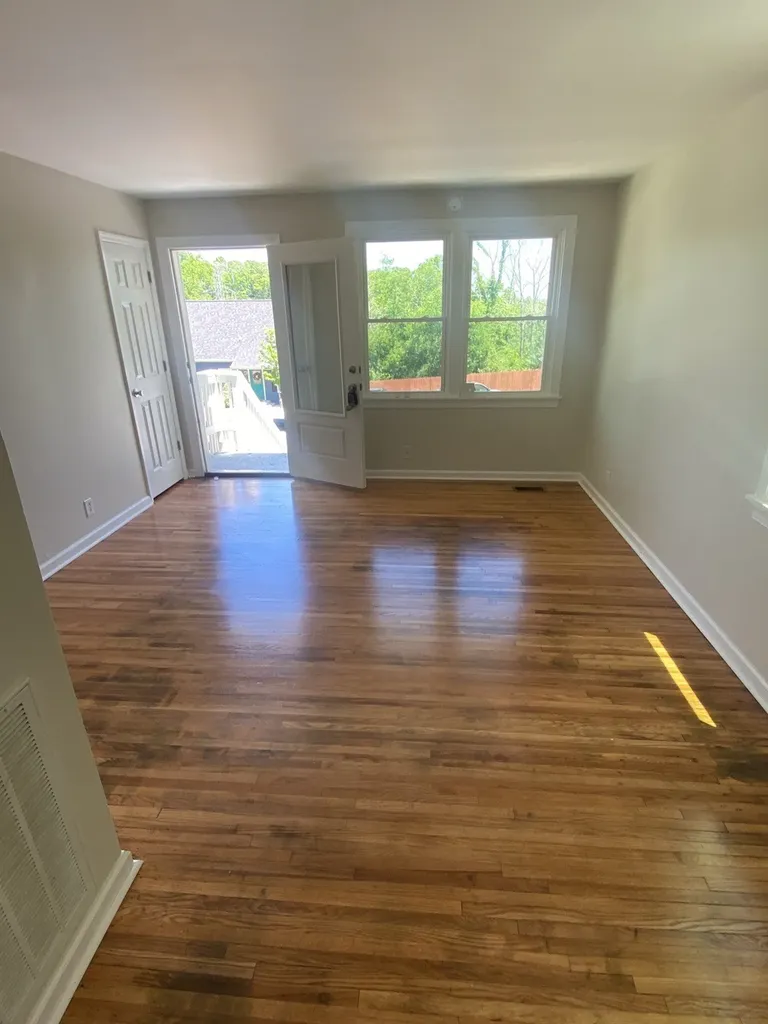 2316 Woodridge Drive Nashville TN 37207