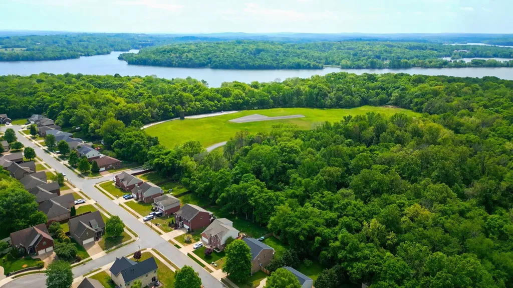 661 Smoky Mountains Drive Gallatin TN 37066