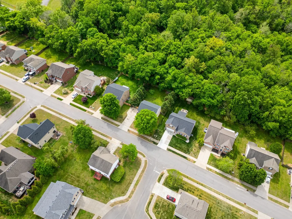 661 Smoky Mountains Drive Gallatin TN 37066