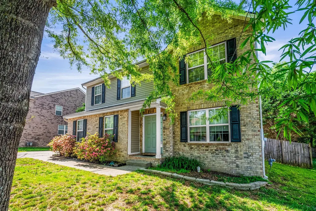 661 Smoky Mountains Drive Gallatin TN 37066