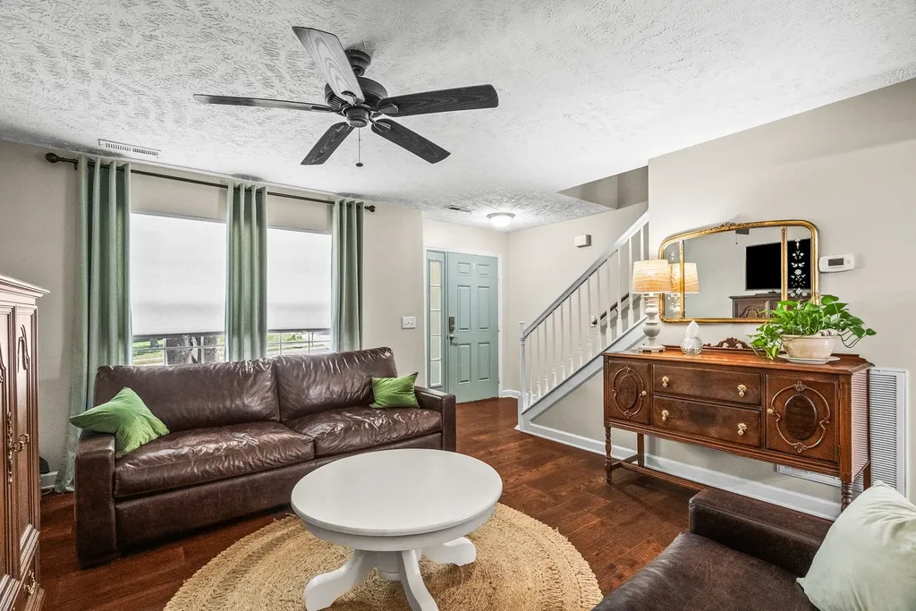 661 Smoky Mountains Drive Gallatin TN 37066