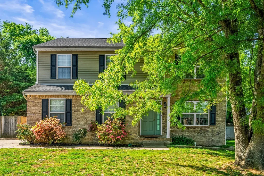 661 Smoky Mountains Drive Gallatin TN 37066