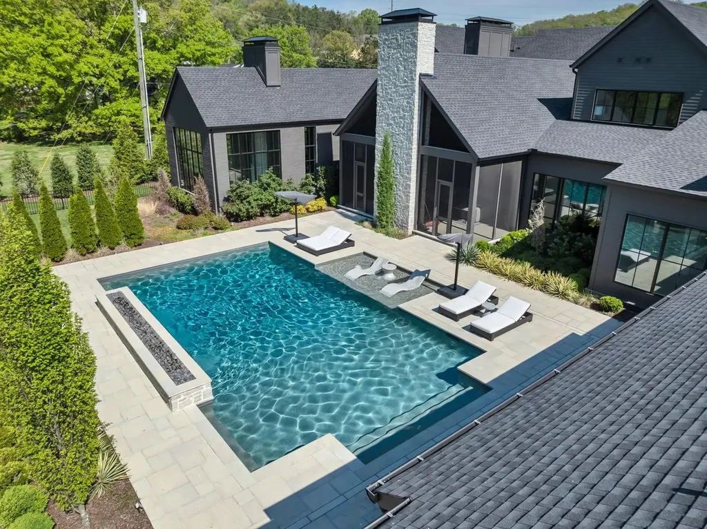 1809 Old Hickory Boulevard Brentwood TN 37027