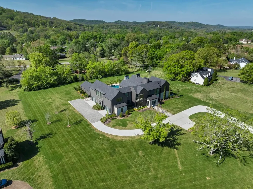 1809 Old Hickory Boulevard Brentwood TN 37027