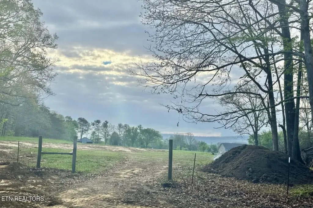 614 Apoka Lane Crossville TN 38572