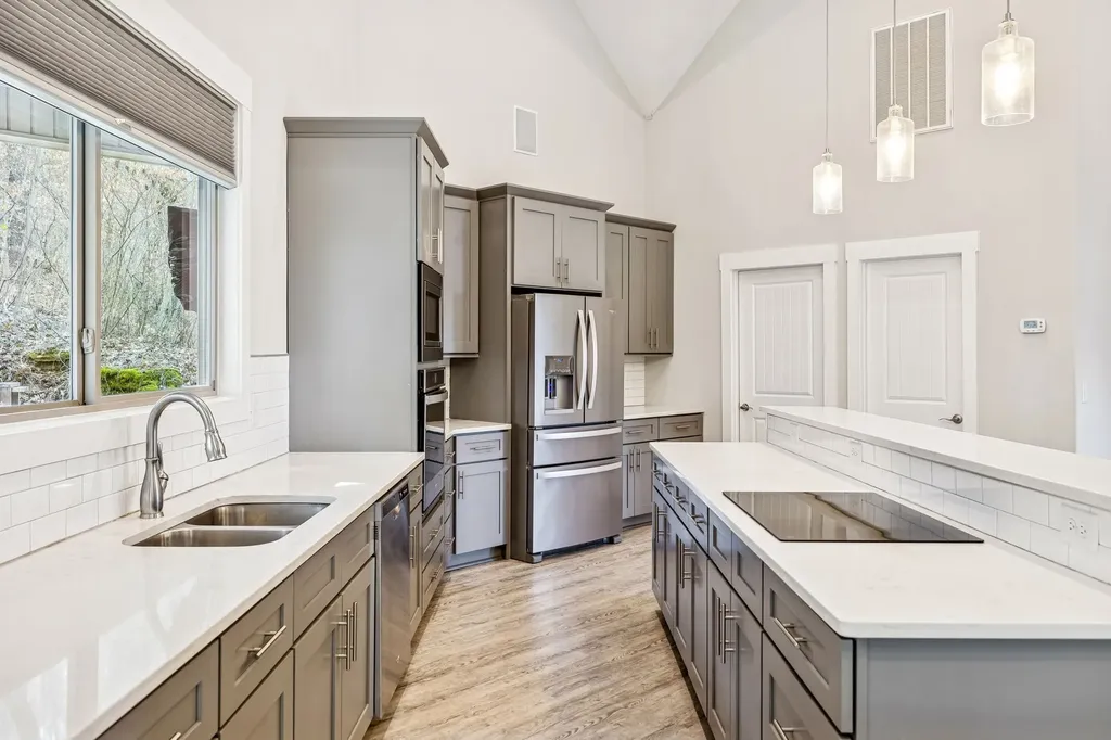 2332 Casey Cove Road Smithville TN 37166
