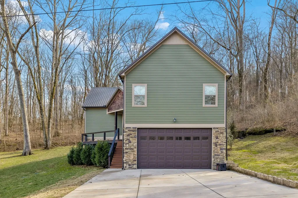 2332 Casey Cove Road Smithville TN 37166