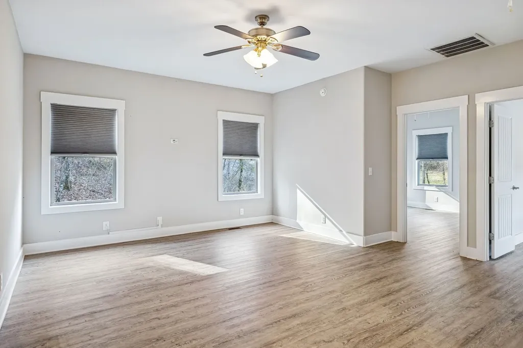 2332 Casey Cove Road Smithville TN 37166