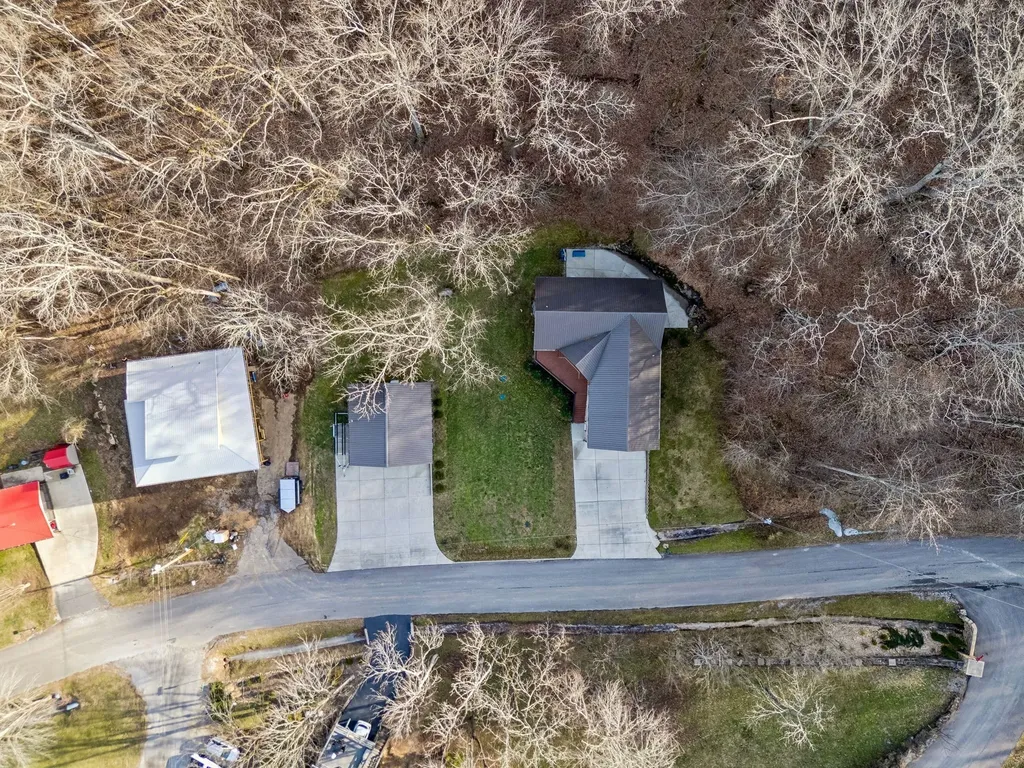 2332 Casey Cove Road Smithville TN 37166