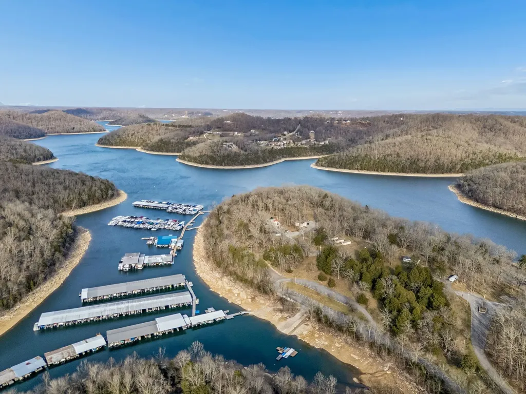 2332 Casey Cove Road Smithville TN 37166