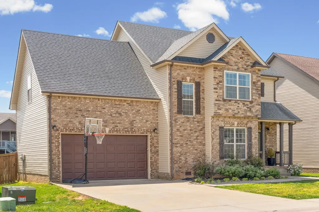 1104 Christian James Drive Clarksville TN 37043