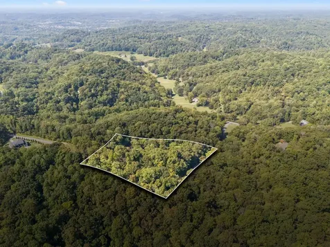 7621 Chipmunk Lane Nashville TN 37221