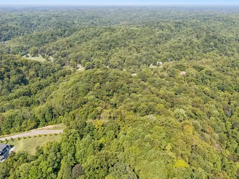7621 Chipmunk Lane Nashville TN 37221