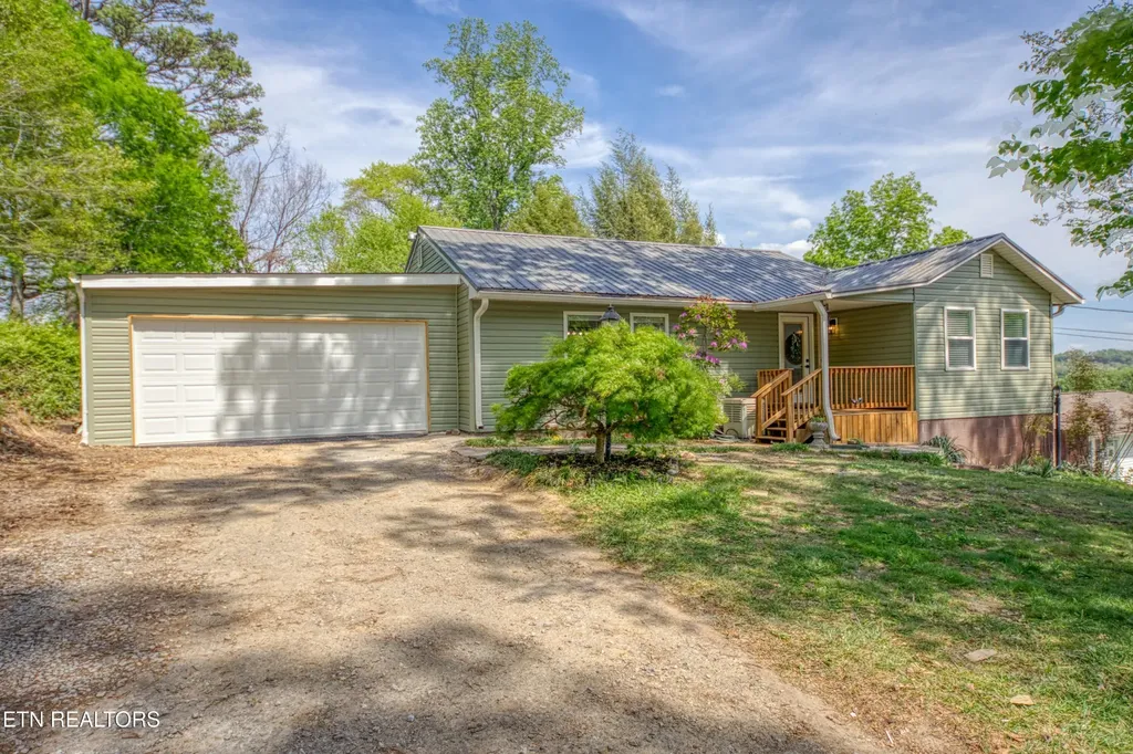 7822 Fersner Road Powell TN 37849