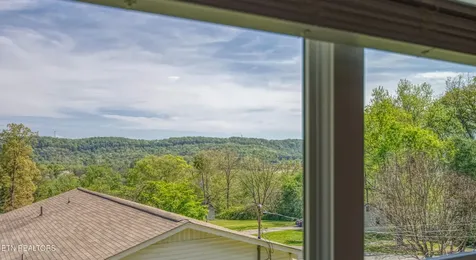 7822 Fersner Road Powell TN 37849