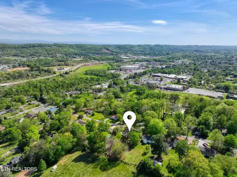 7822 Fersner Road Powell TN 37849