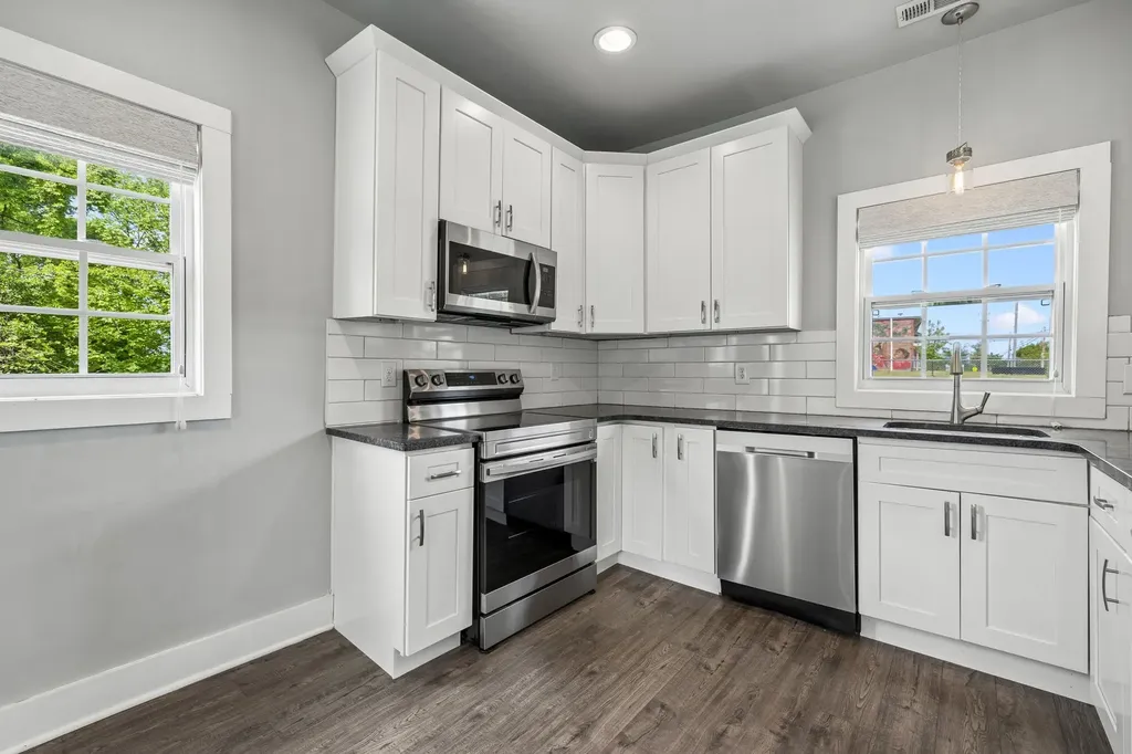 1617 Dr Db Todd Jr Boulevard Nashville TN 37208