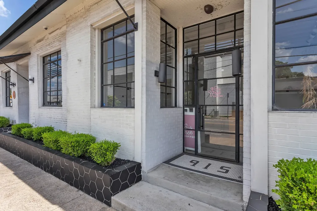 1617 Dr Db Todd Jr Boulevard Nashville TN 37208