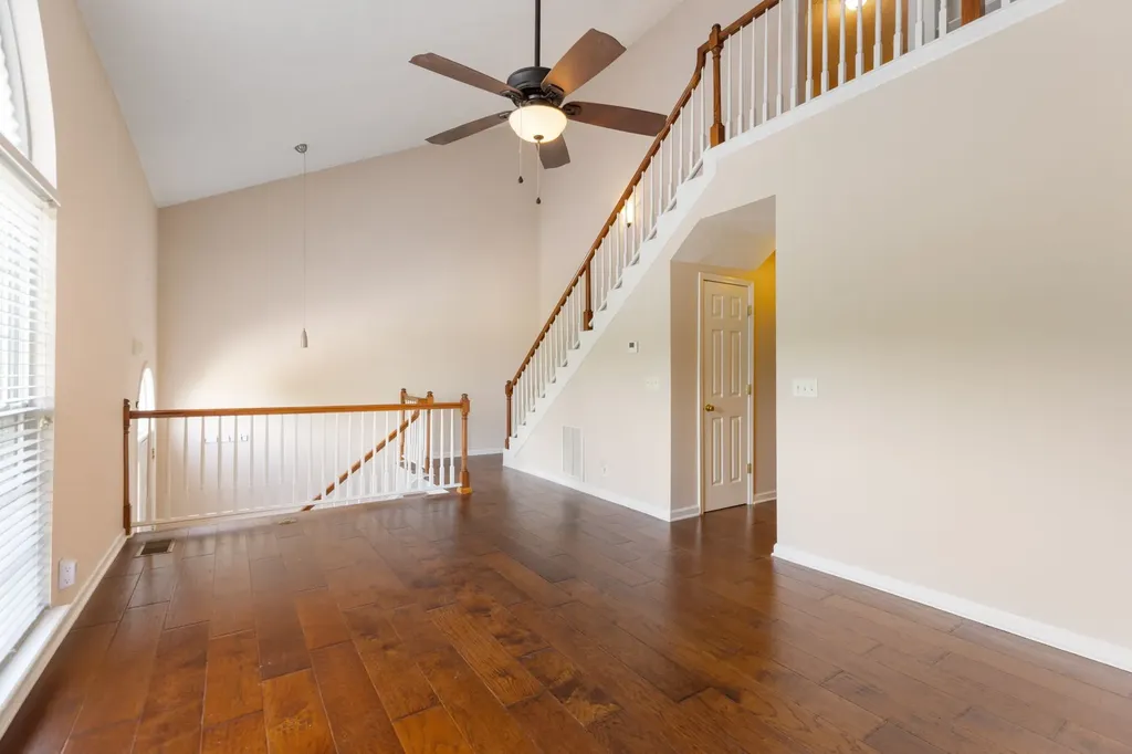 5752 Amalie Drive Nashville TN 37211