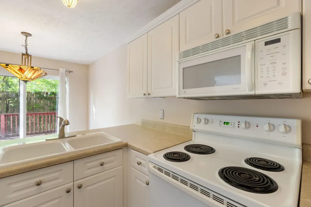 5752 Amalie Drive Nashville TN 37211