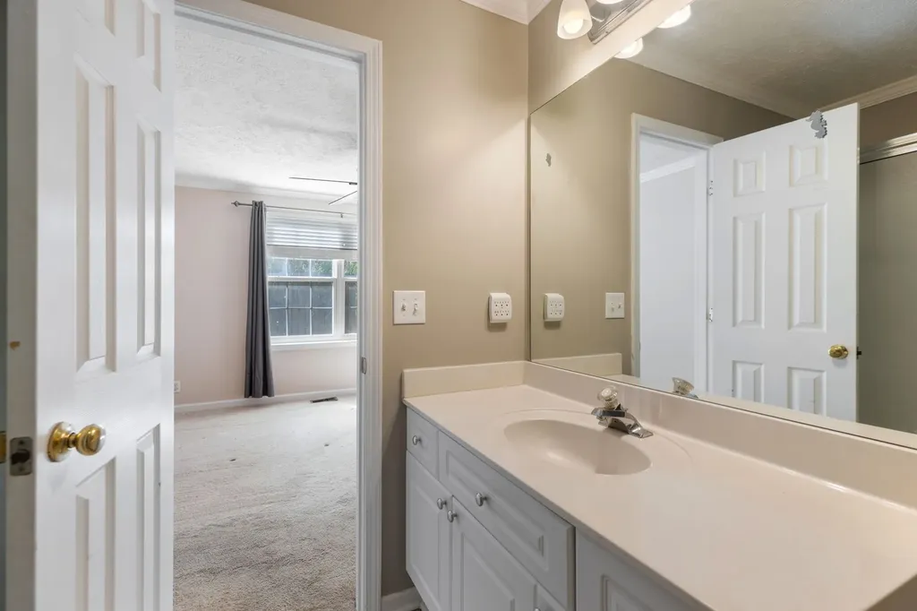 5752 Amalie Drive Nashville TN 37211