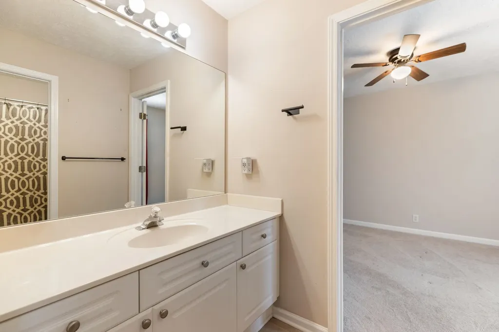 5752 Amalie Drive Nashville TN 37211