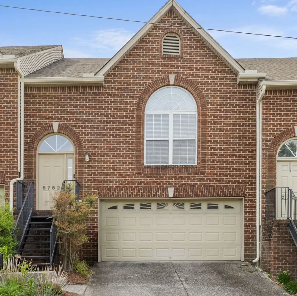 5752 Amalie Drive Nashville TN 37211