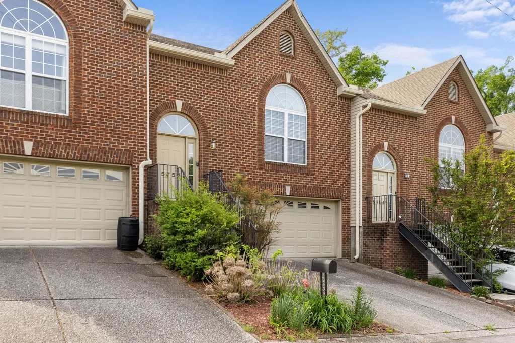5752 Amalie Drive Nashville TN 37211