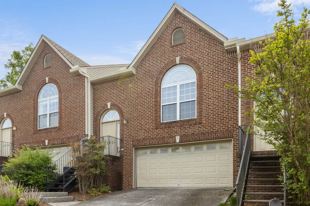 5752 Amalie Drive Nashville TN 37211