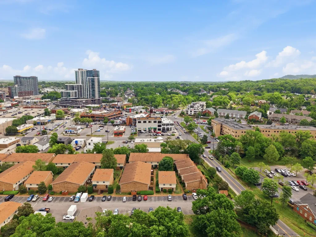 2116 Hobbs Road Nashville TN 37215