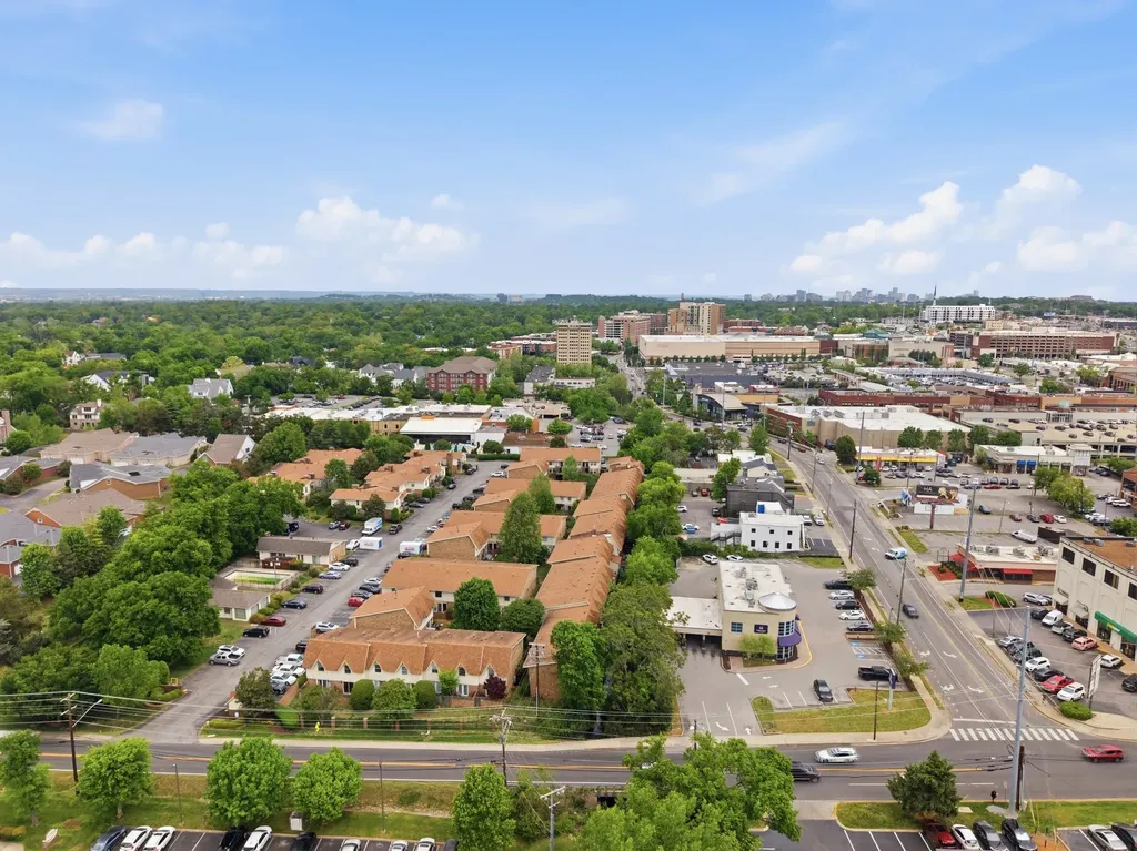 2116 Hobbs Road Nashville TN 37215