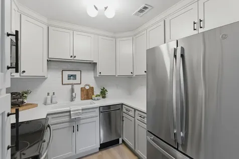 2116 Hobbs Road Nashville TN 37215