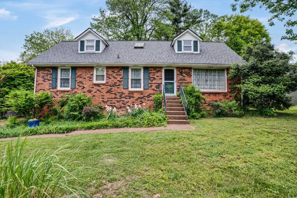 4324 Baton Rouge Drive Hermitage TN 37076