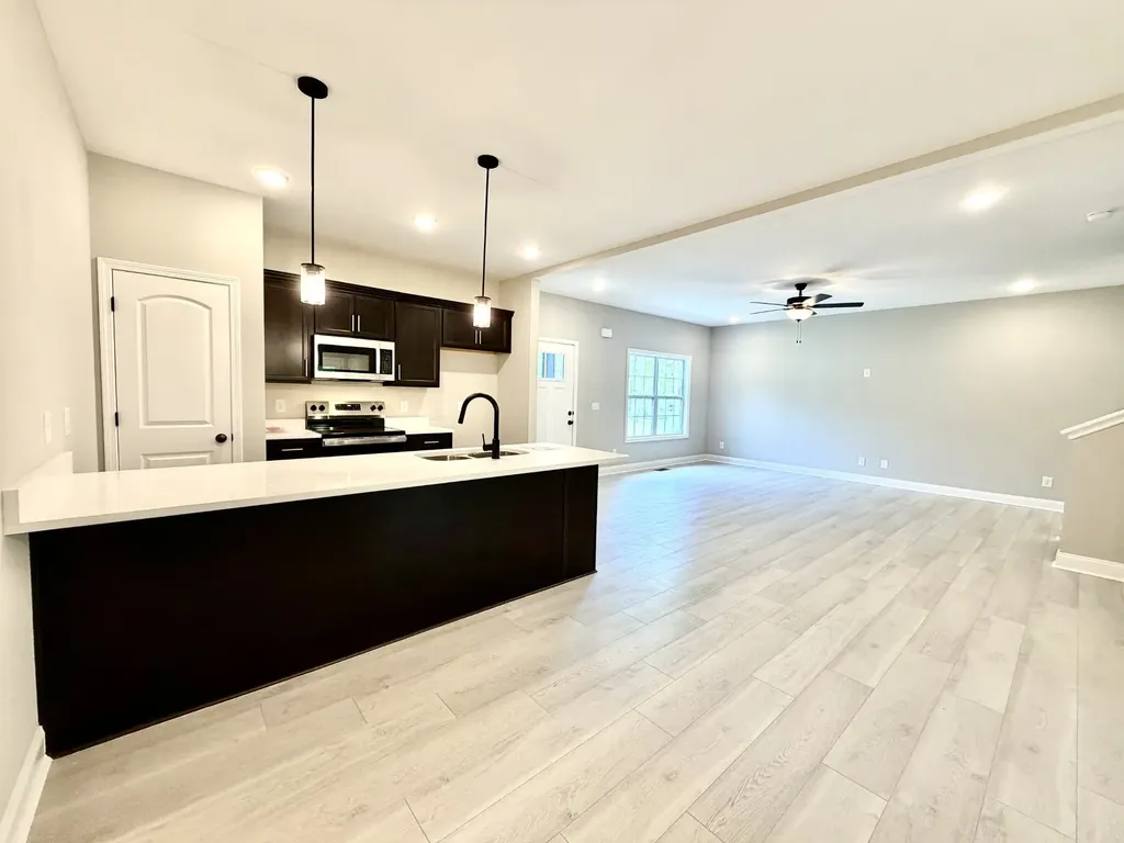 2833 Thrush Drive Clarksville TN 37040