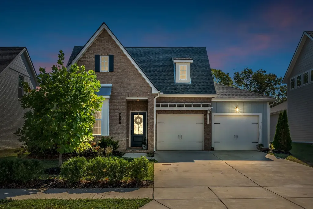 918 Plowson Road Mount Juliet TN 37122