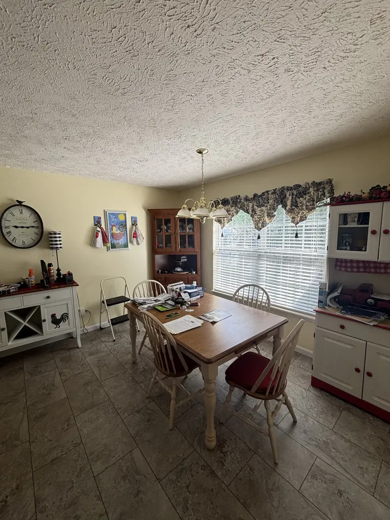 206 Dreaden Street Waverly TN 37185