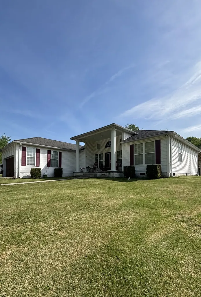 206 Dreaden Street Waverly TN 37185