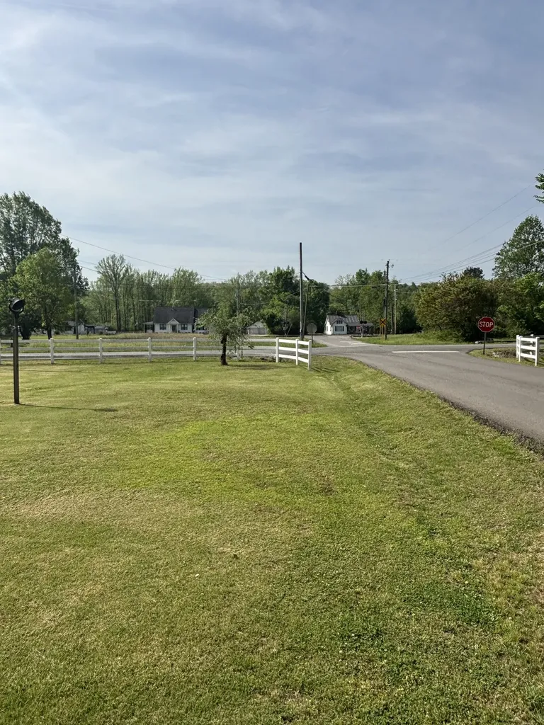 206 Dreaden Street Waverly TN 37185