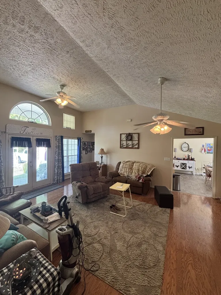 206 Dreaden Street Waverly TN 37185