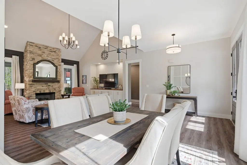 1602 Errel Dowlen Road Pleasant View TN 37146
