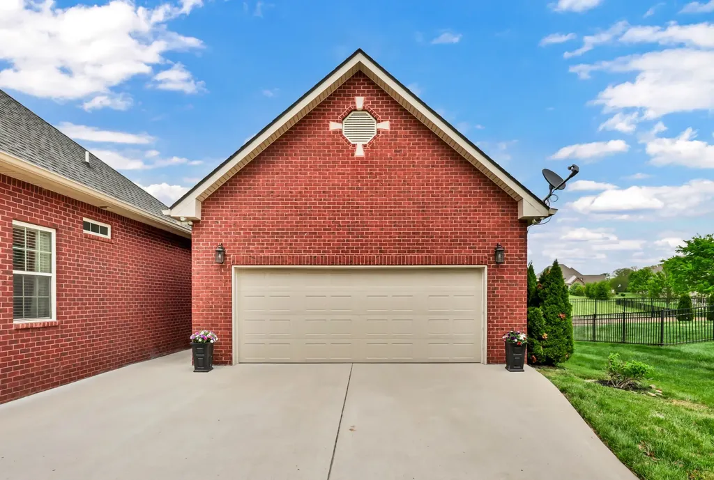 313 Bryson Lane Clarksville TN 37043