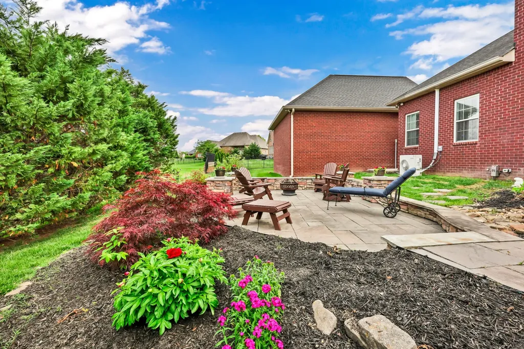 313 Bryson Lane Clarksville TN 37043