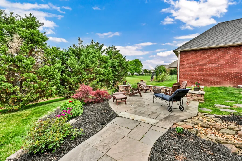 313 Bryson Lane Clarksville TN 37043